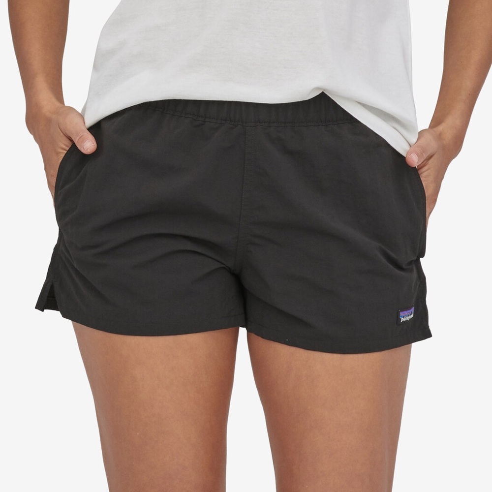NWT Patagonia Women’s Barely Baggies 2.5” Shorts Black XL